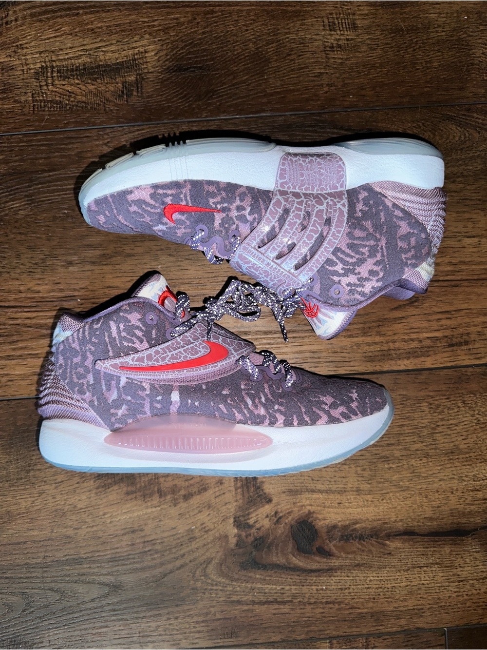 Nike KD 14 Valentines Day Basketball Shoes